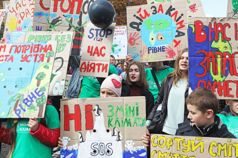 more than 2 thousands people came together in Kyiv for one purpose: to demand from the authority real action to fight climate change