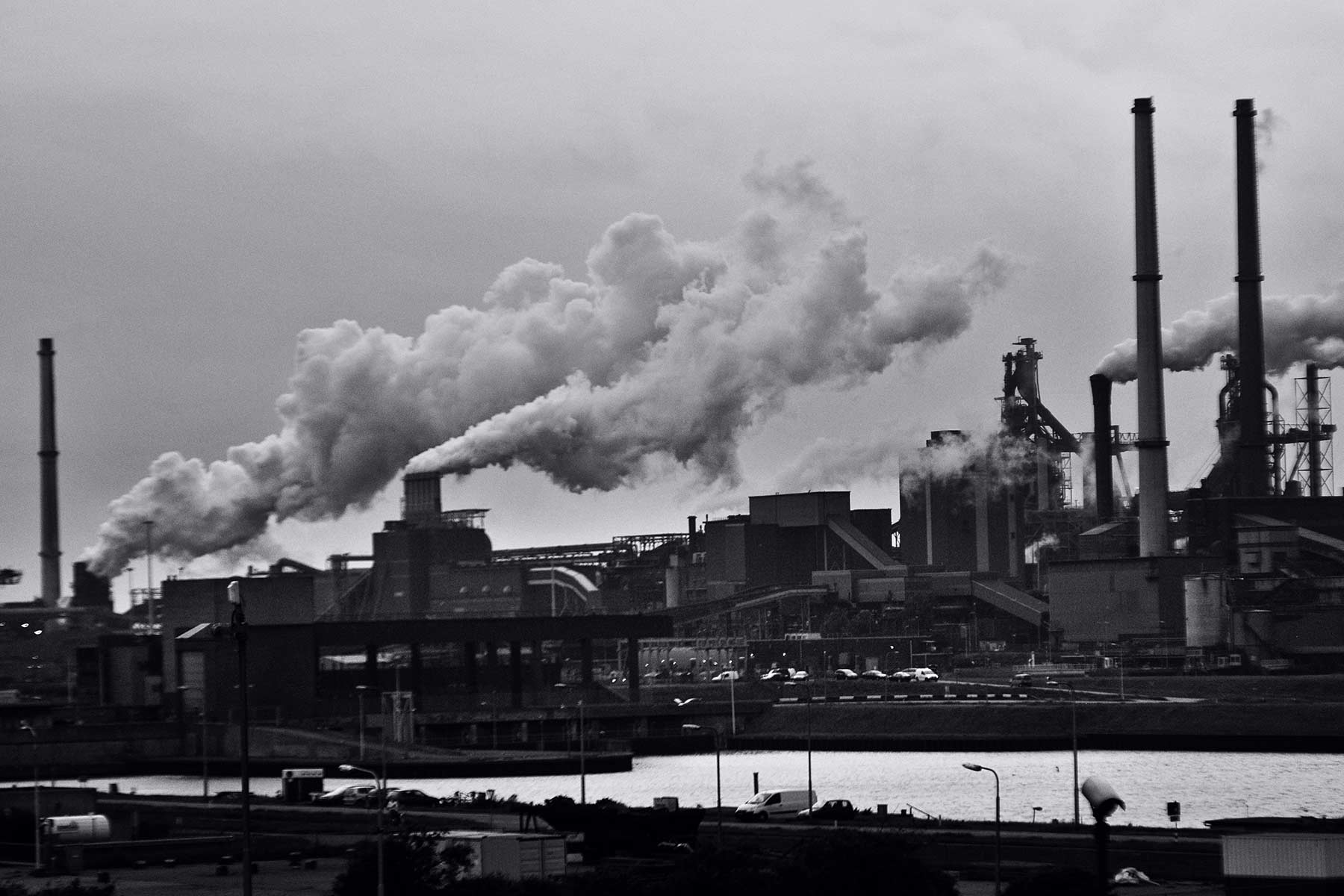 According to the center’s experts estimate, in 2018 Ukraine lost 5.8% of GDP due to morbidity and mortality caused by toxic air pollution According to the center's experts estimate, in 2018 Ukraine lost 5.8% of GDP due to morbidity and mortality caused by toxic air pollution